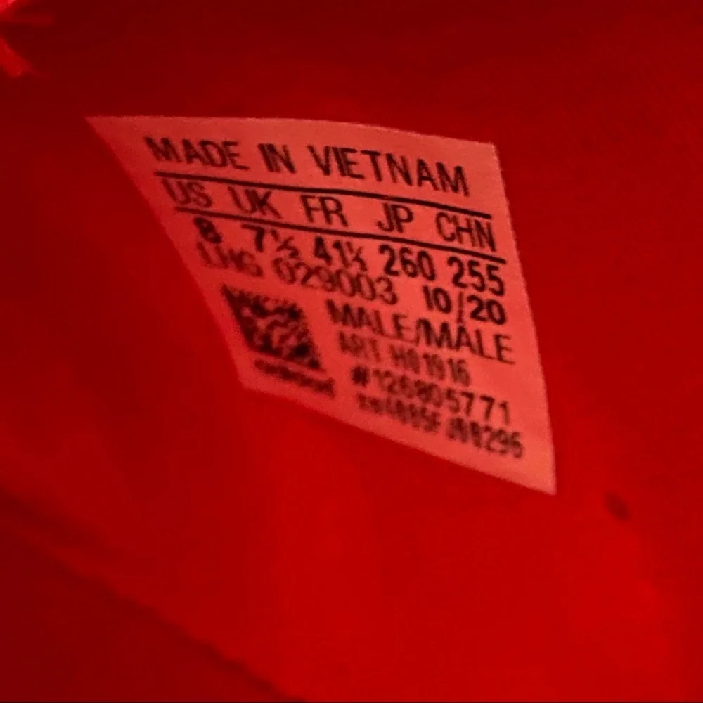 Adidas NMD_R1 “Scarlet” Sneakers Scarlet Cloud White Core Black - Picture 8 of 10